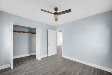 2046 East 72nd Place Chicago IL 60649