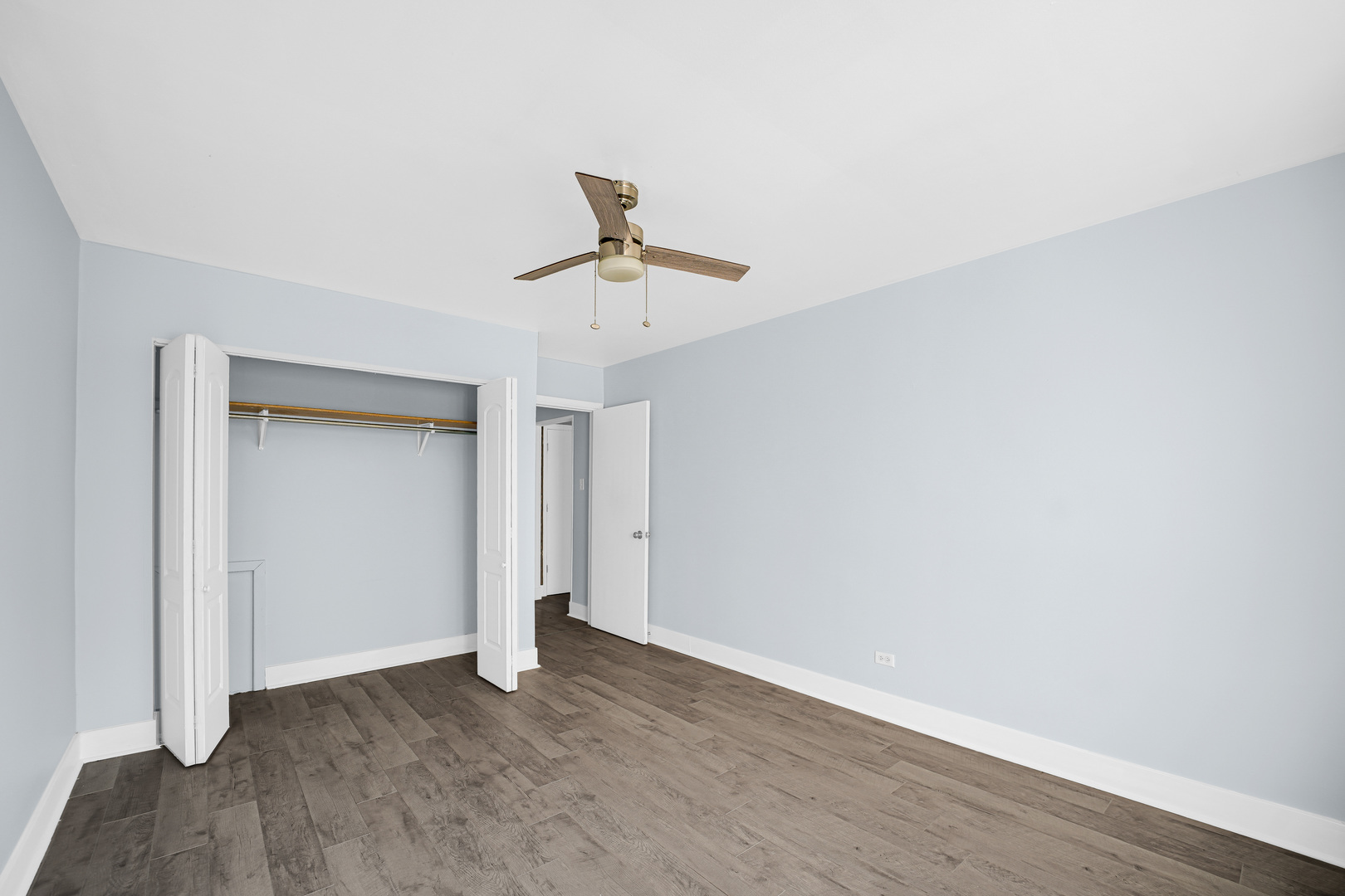 2046 East 72nd Place Chicago IL 60649