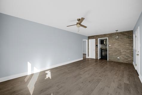 2046 East 72nd Place Chicago IL 60649