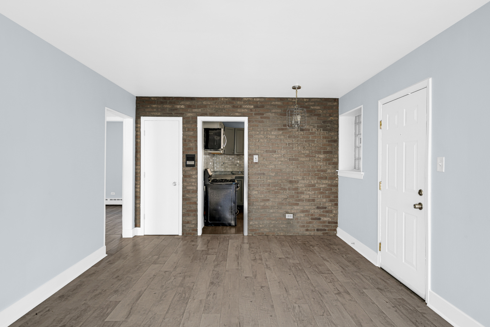 2046 East 72nd Place Chicago IL 60649