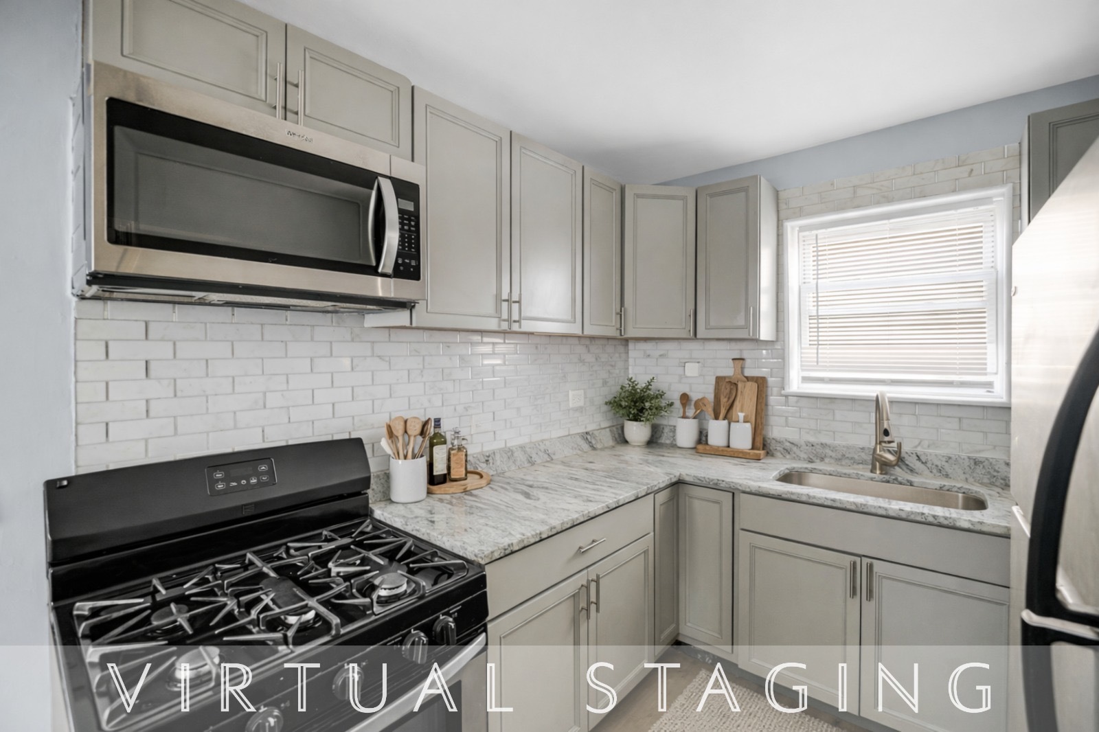 2046 East 72nd Place Chicago IL 60649