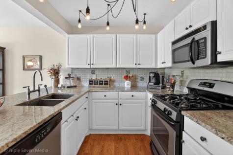705 Timothy Court East Dundee IL 60118