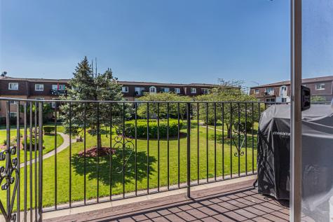 9480 Bay Colony Drive Des Plaines IL 60016
