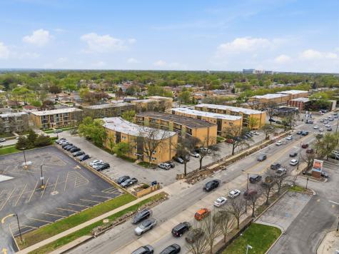10340 South Pulaski Road Oak Lawn IL 60453