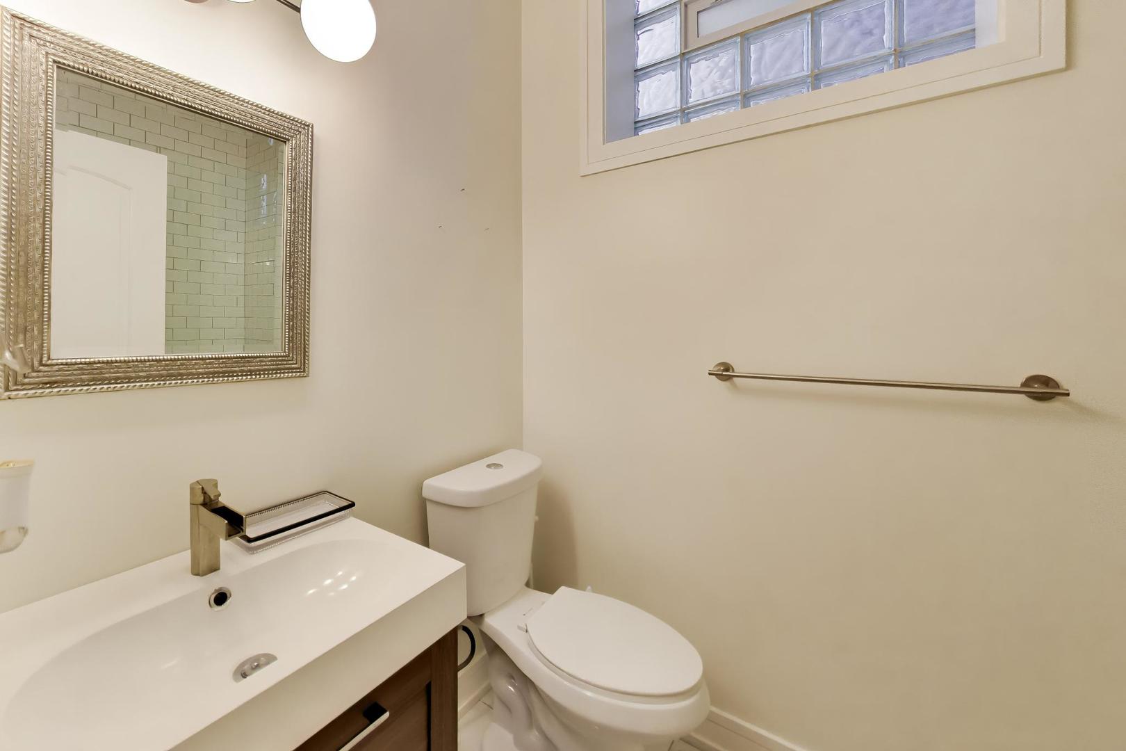 1247 North Rockwell Street Chicago IL 60622