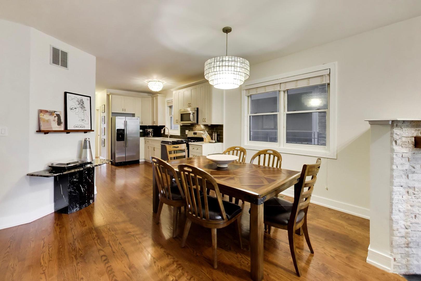 1247 North Rockwell Street Chicago IL 60622