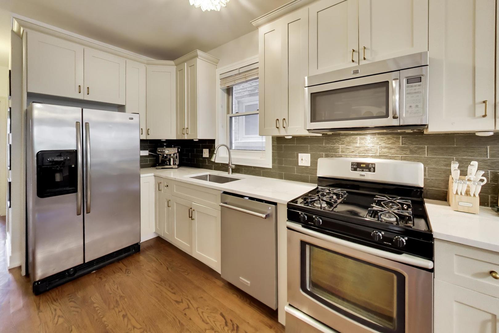 1247 North Rockwell Street Chicago IL 60622