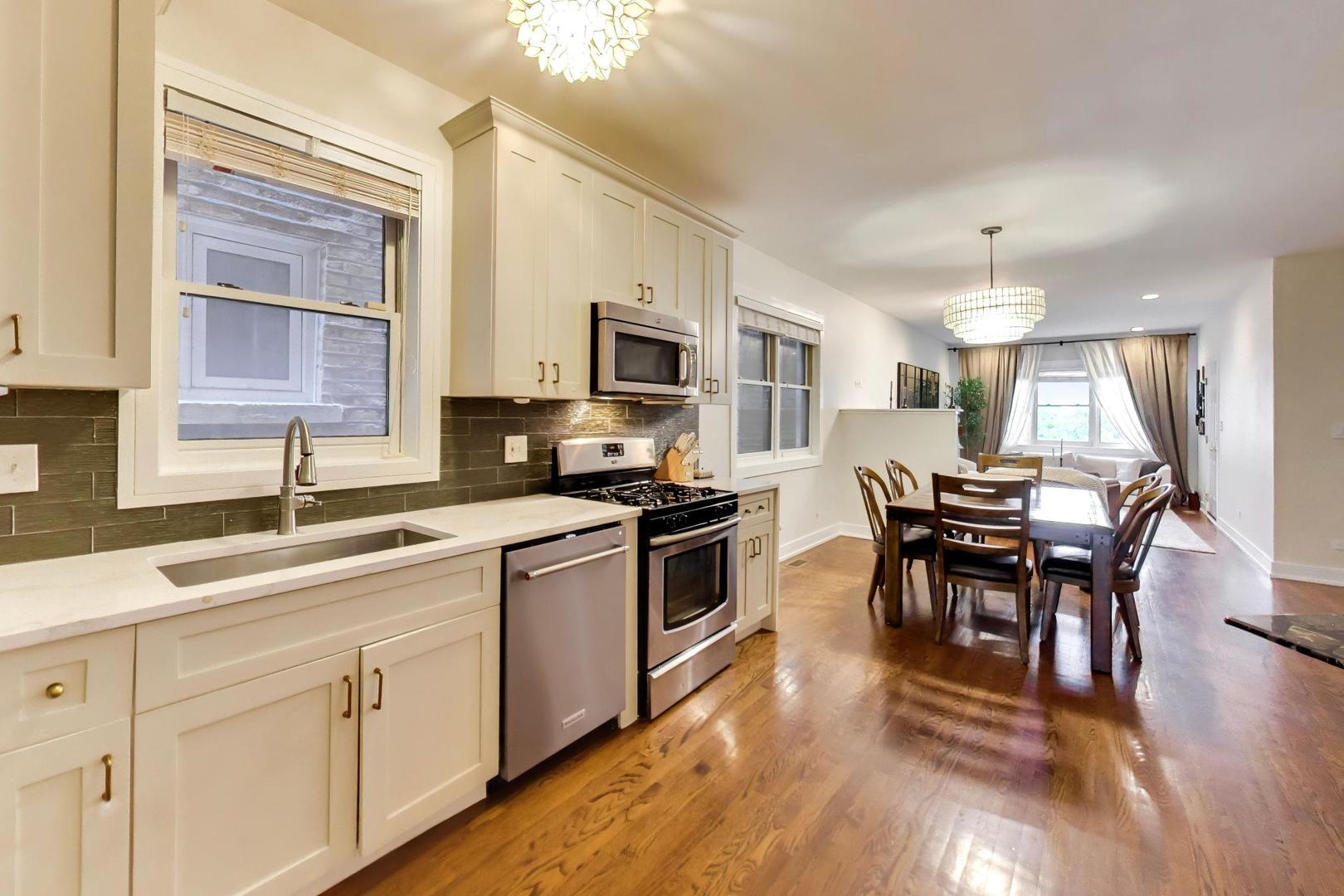 1247 North Rockwell Street Chicago IL 60622
