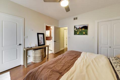 1247 North Rockwell Street Chicago IL 60622