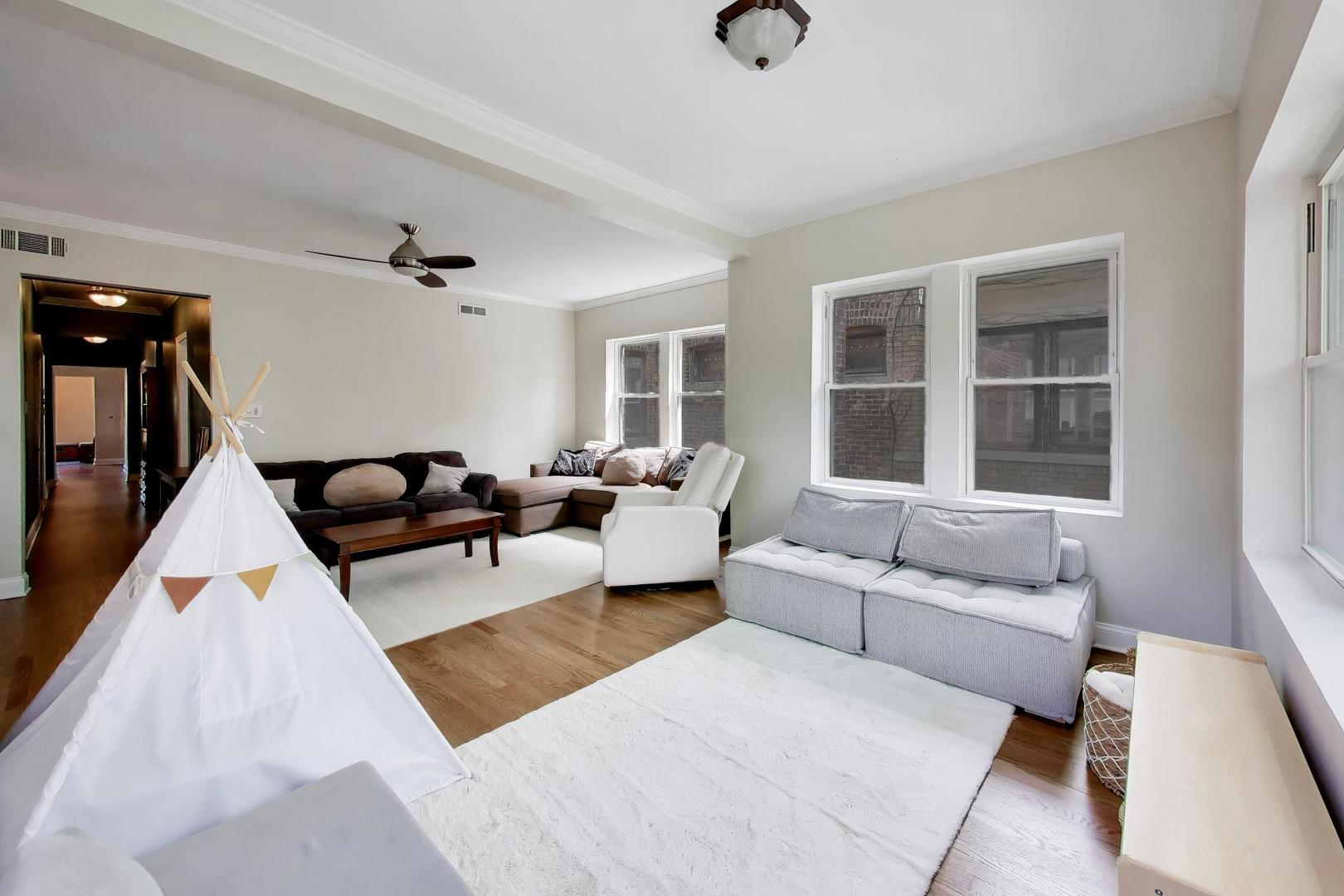 1442 West Jonquil Terrace Chicago IL 60626