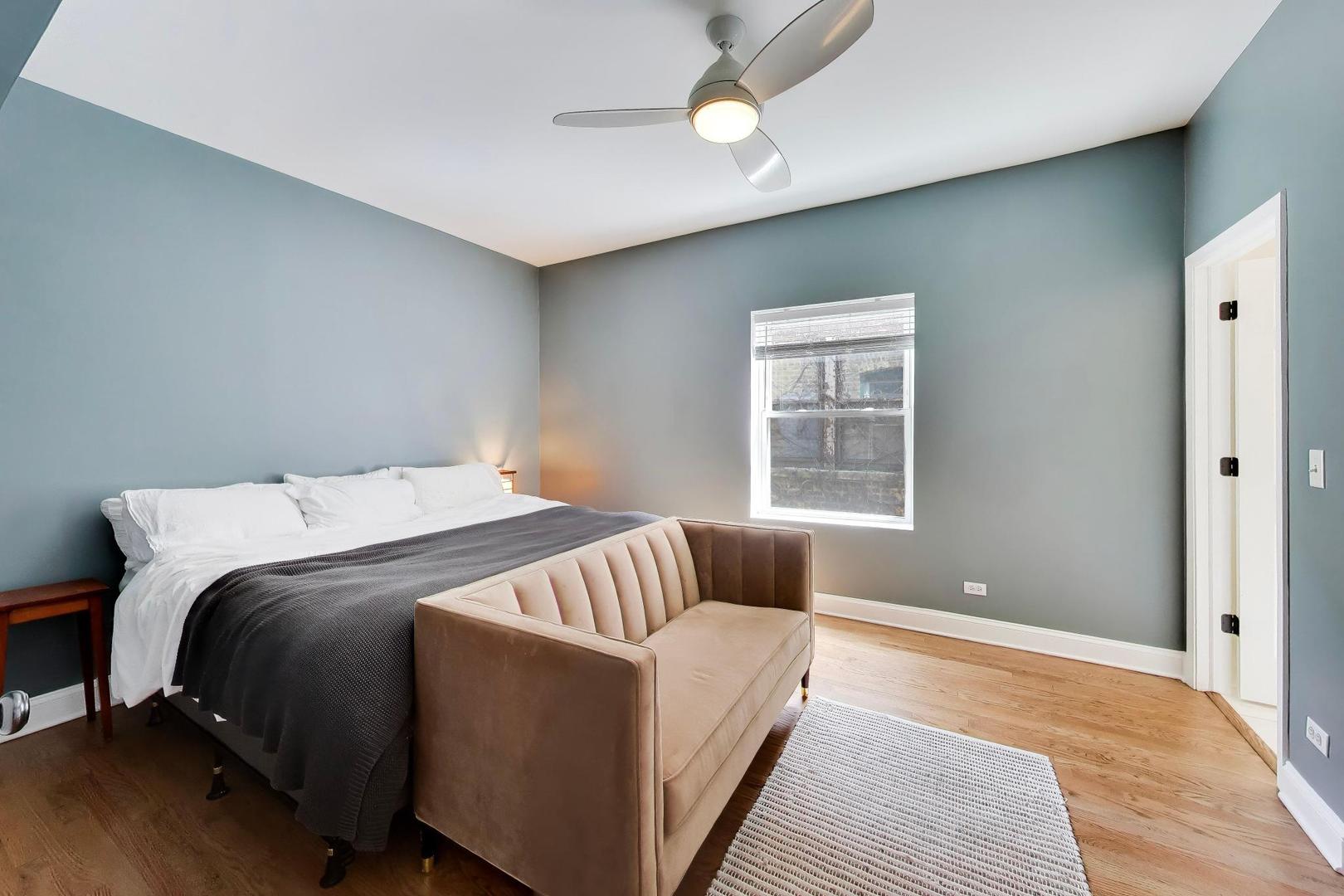1442 West Jonquil Terrace Chicago IL 60626