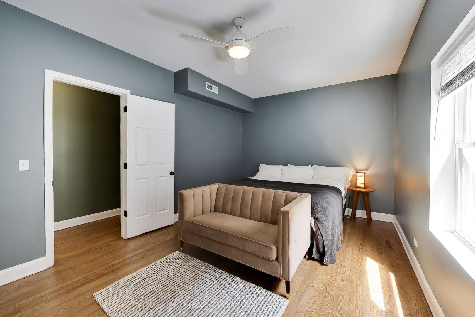 1442 West Jonquil Terrace Chicago IL 60626
