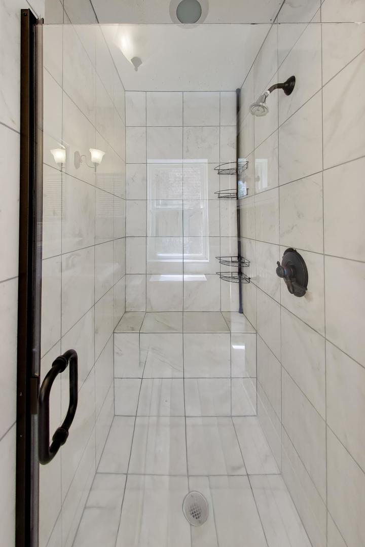 1442 West Jonquil Terrace Chicago IL 60626
