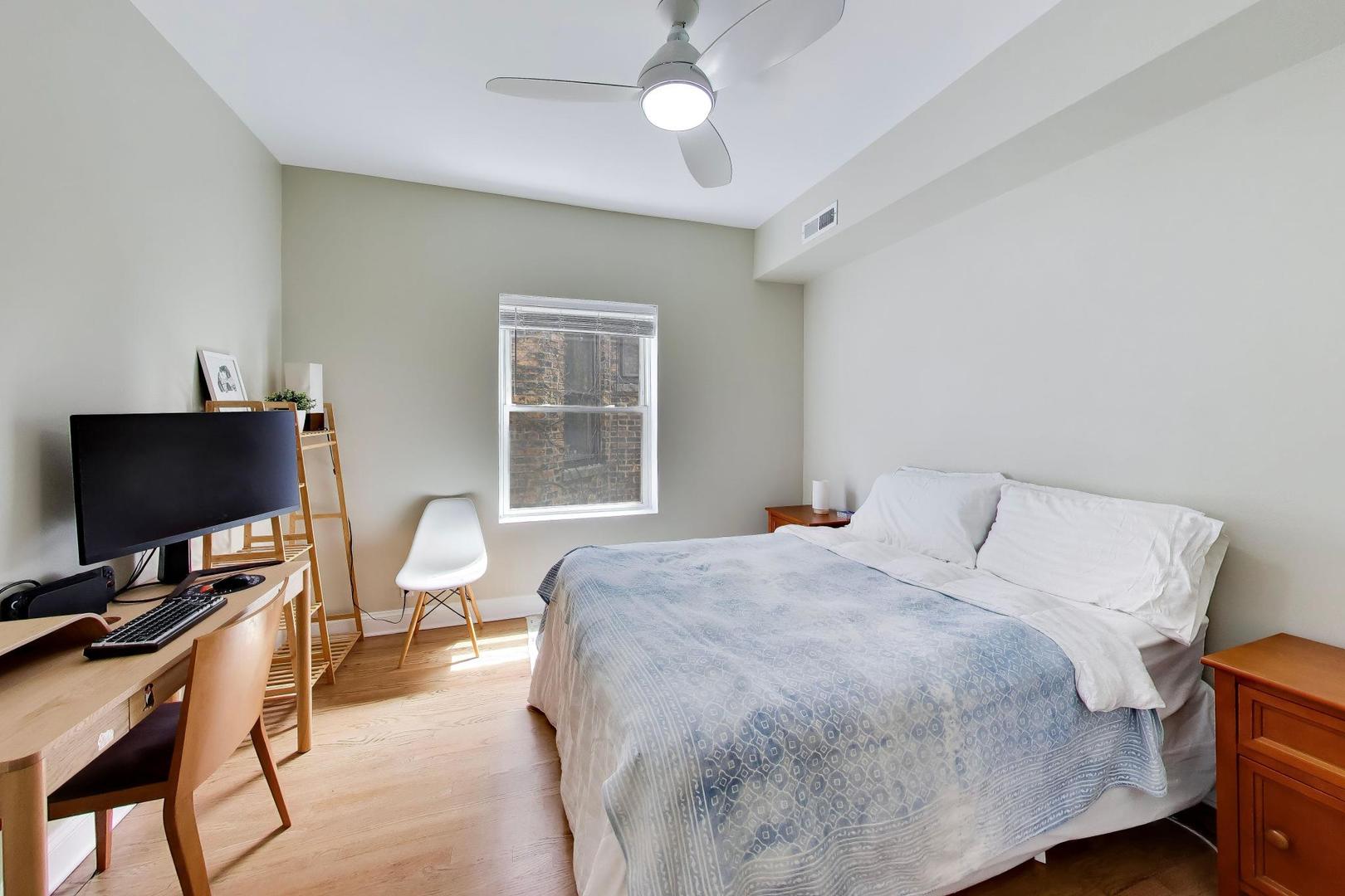1442 West Jonquil Terrace Chicago IL 60626