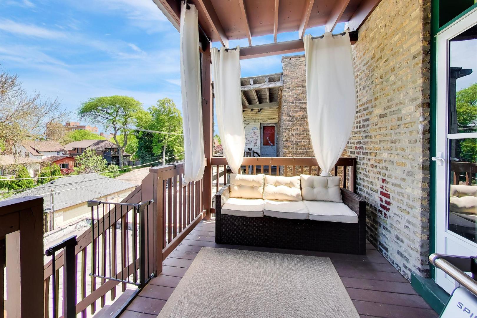 1442 West Jonquil Terrace Chicago IL 60626