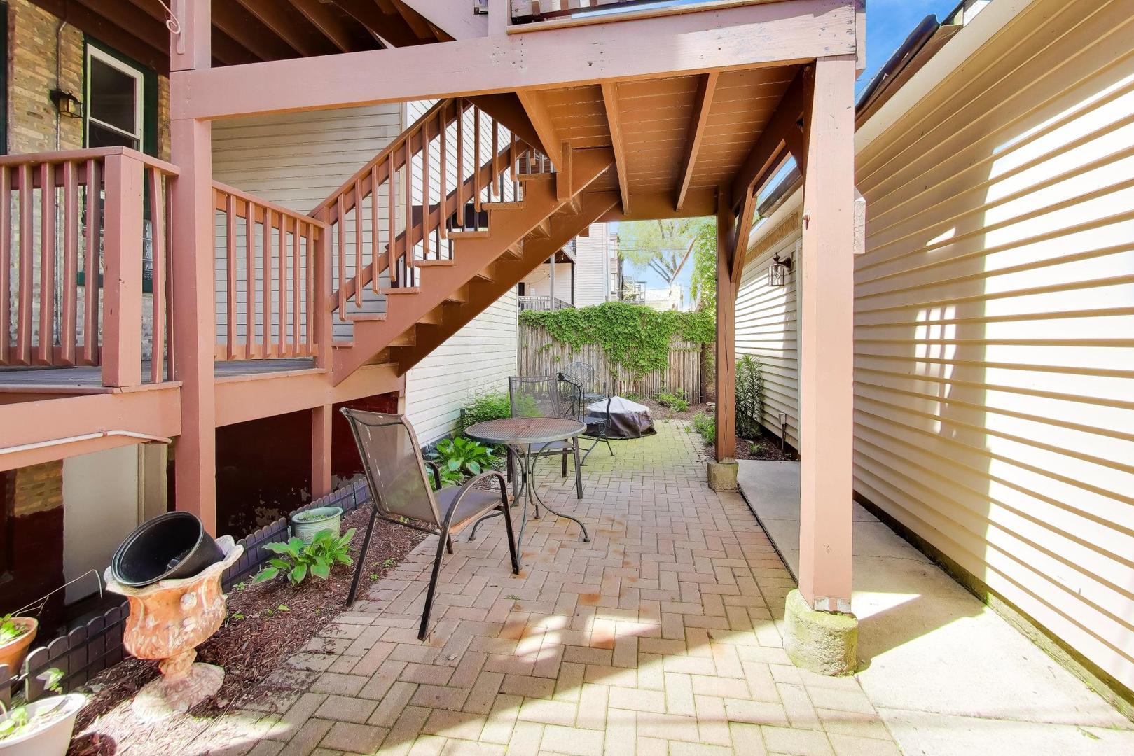1442 West Jonquil Terrace Chicago IL 60626