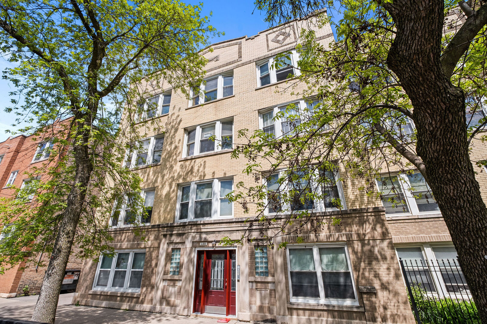 3104 West Leland Avenue Chicago IL 60625