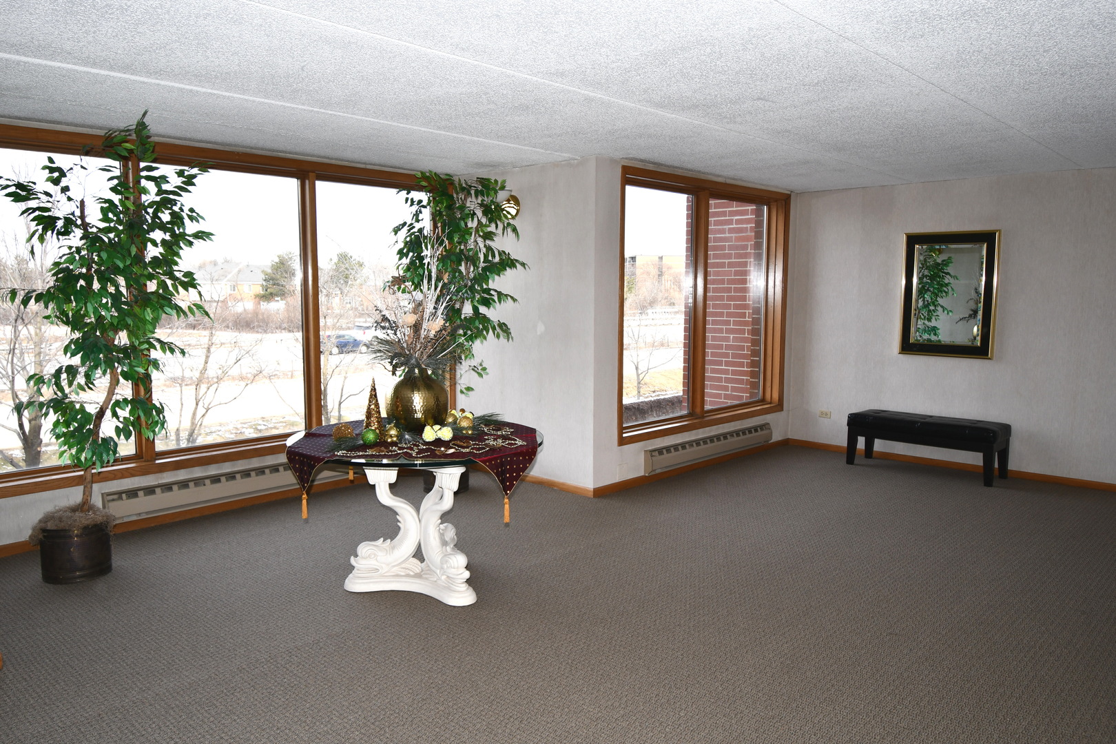 1S045 Spring Road Oakbrook Terrace IL 60181