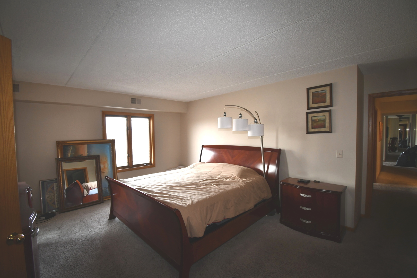 1S045 Spring Road Oakbrook Terrace IL 60181