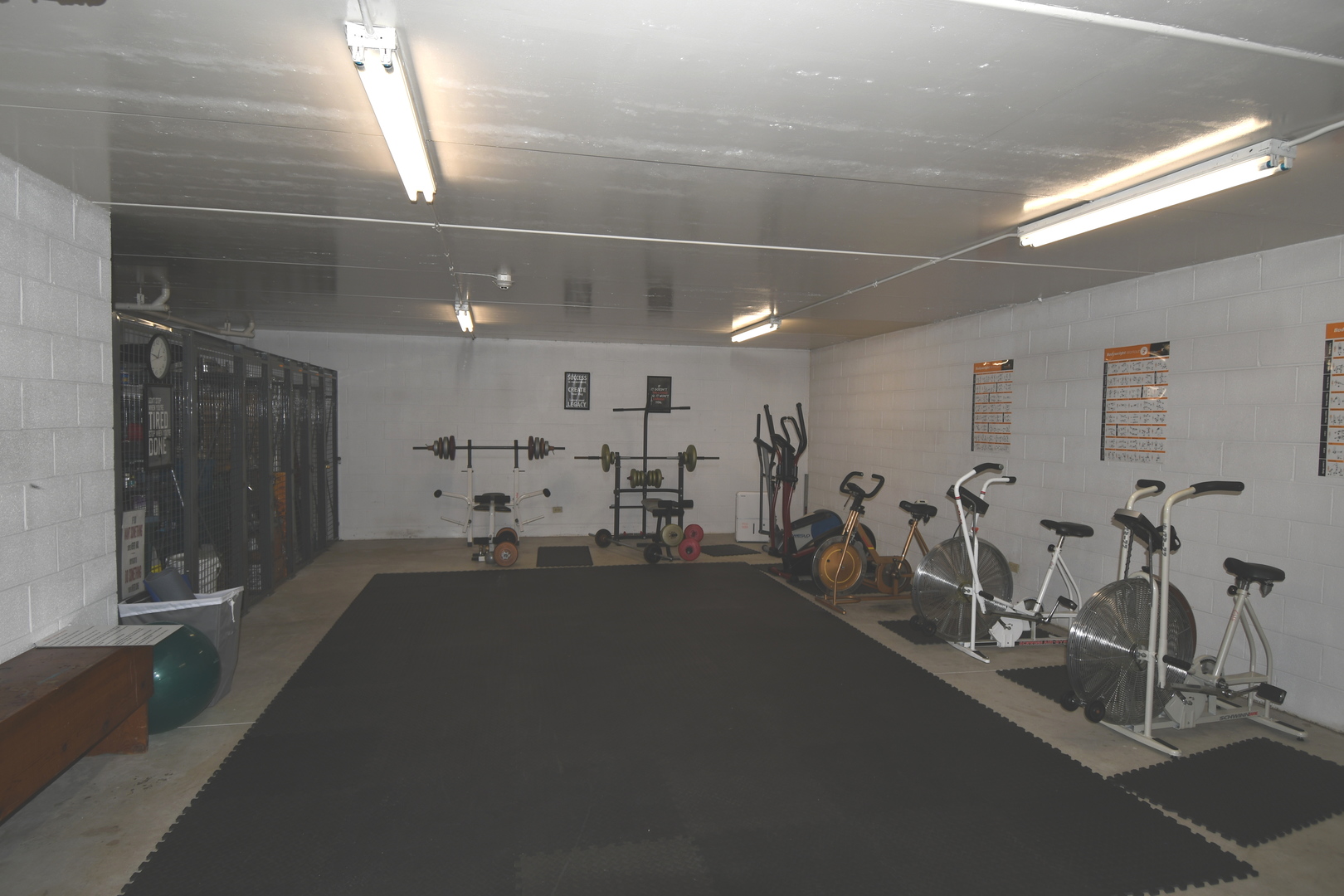 1S045 Spring Road Oakbrook Terrace IL 60181