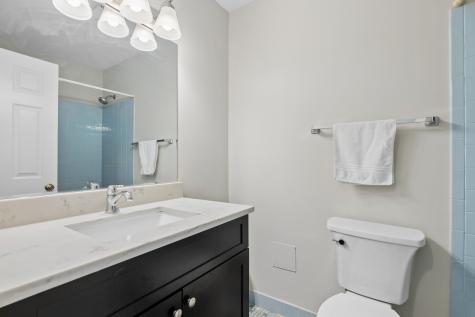 240 Southwick Court Vernon Hills IL 60061