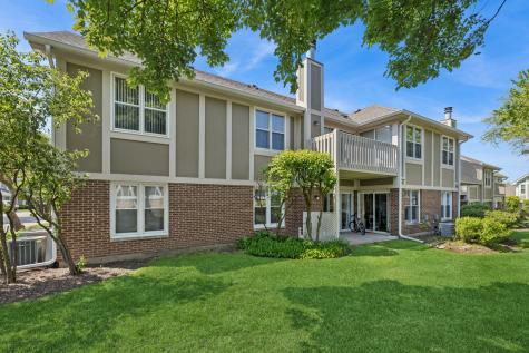 240 Southwick Court Vernon Hills IL 60061