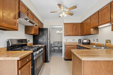 240 Southwick Court Vernon Hills IL 60061