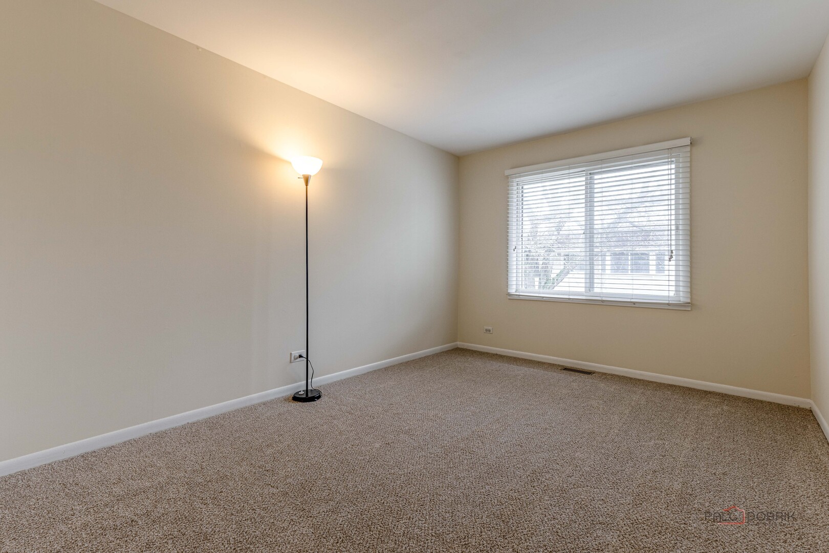 3004 Roberts Drive Woodridge IL 60517