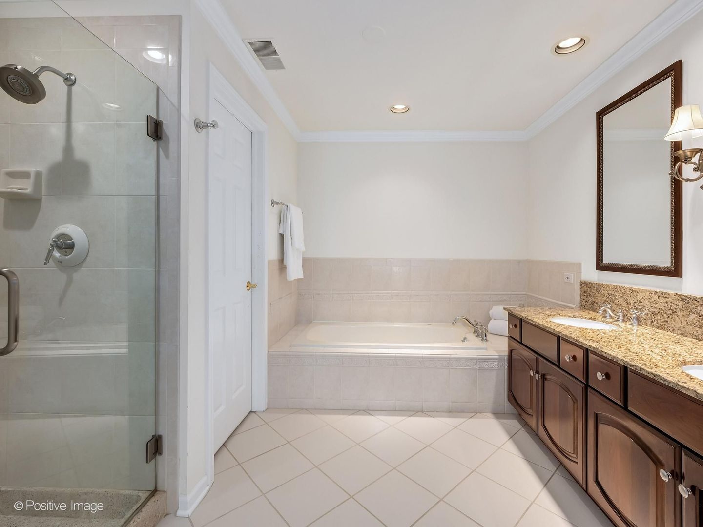 11025 Edgebrook Lane Indian Head Park IL 60525