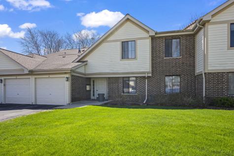 831 East Coach Road Palatine IL 60074
