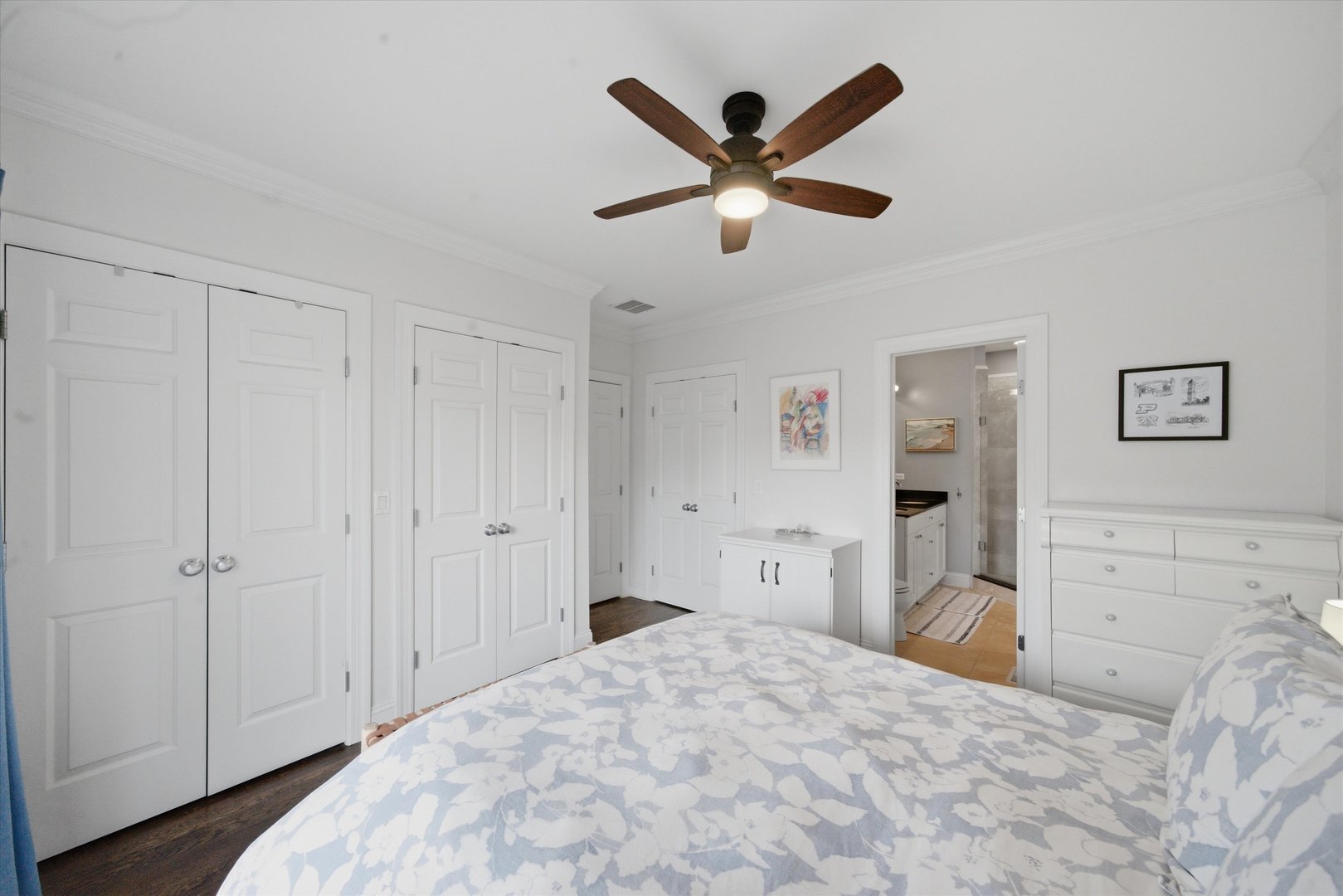 3353 North Seminary Avenue Chicago IL 60657