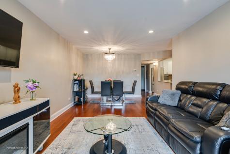 9342 Landings Lane Des Plaines IL 60016