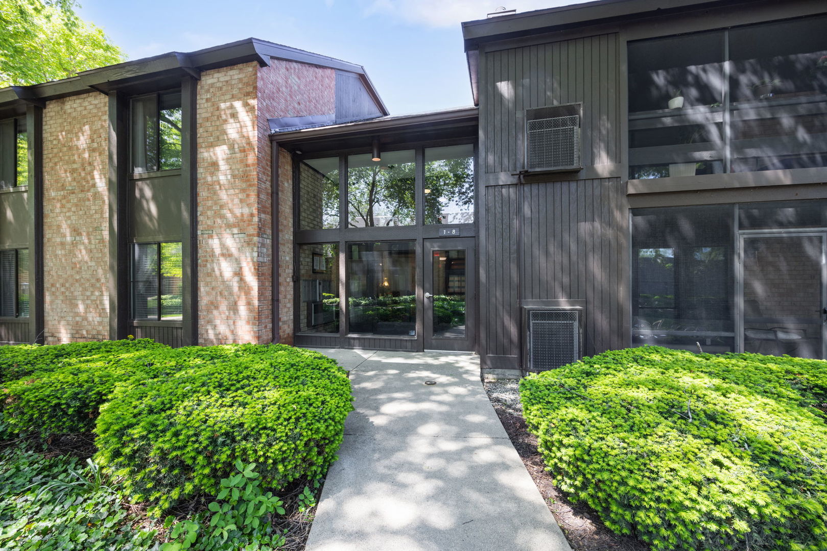 740 Saint Andrews Lane Crystal Lake IL 60014