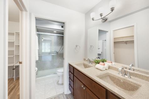 740 Saint Andrews Lane Crystal Lake IL 60014