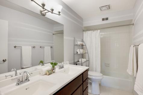 740 Saint Andrews Lane Crystal Lake IL 60014