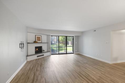 740 Saint Andrews Lane Crystal Lake IL 60014