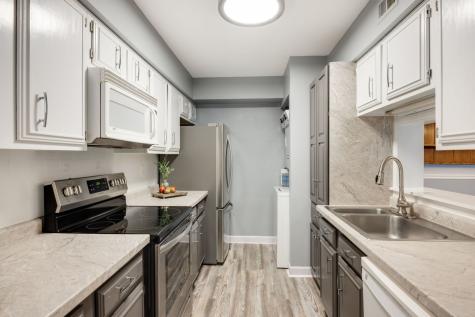 740 Saint Andrews Lane Crystal Lake IL 60014