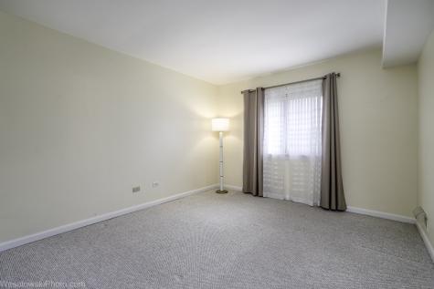 9448 Bay Colony Drive Des Plaines IL 60016