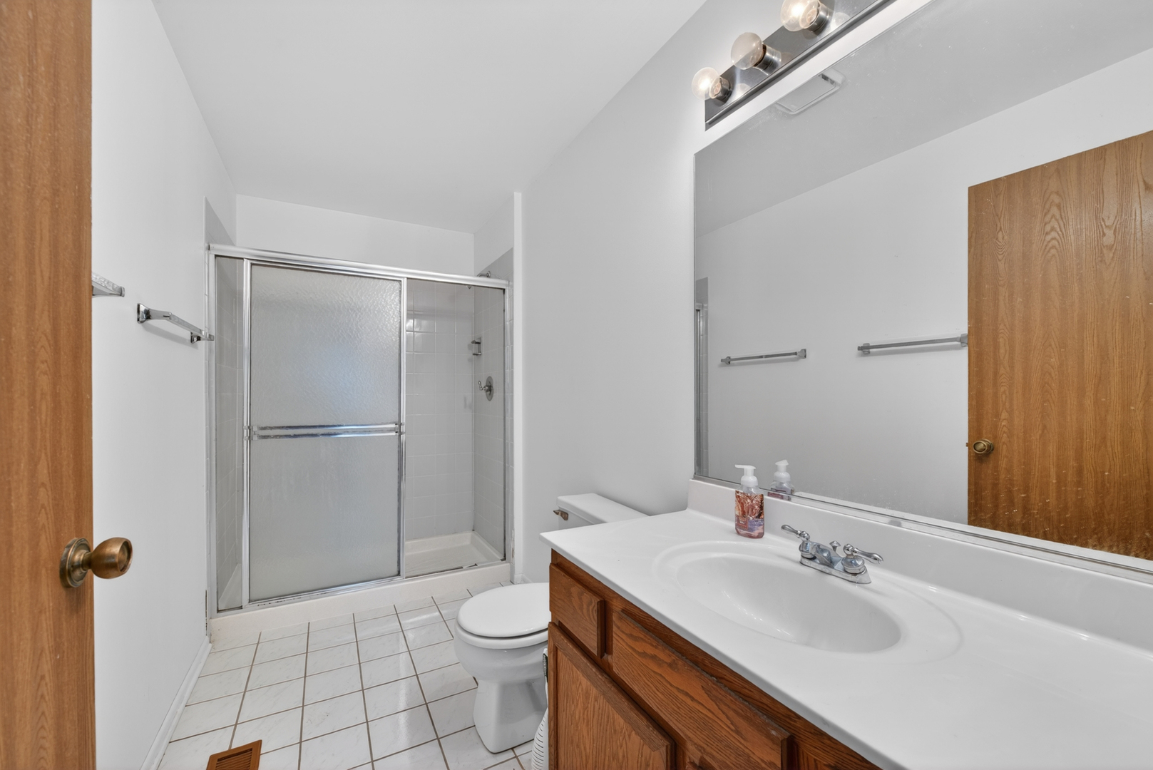 2845 Meadow Lane Schaumburg IL 60193