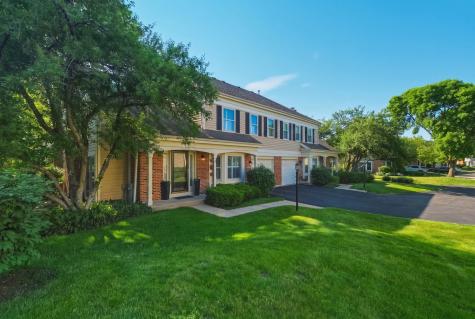 1934 North Charter Point Drive Arlington Heights IL 60004