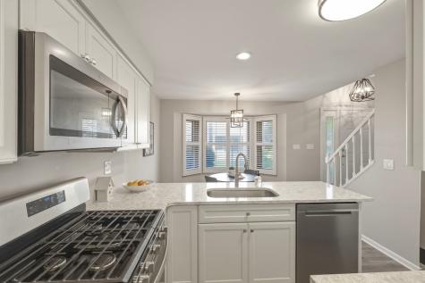 1934 North Charter Point Drive Arlington Heights IL 60004