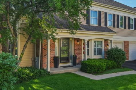 1934 North Charter Point Drive Arlington Heights IL 60004