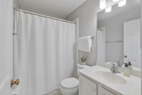 1934 North Charter Point Drive Arlington Heights IL 60004