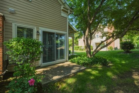 1934 North Charter Point Drive Arlington Heights IL 60004