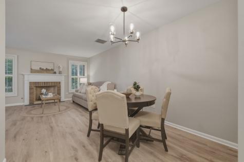 1934 North Charter Point Drive Arlington Heights IL 60004