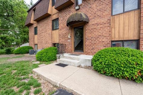 1010 Arlene Court Bloomington IL 61701