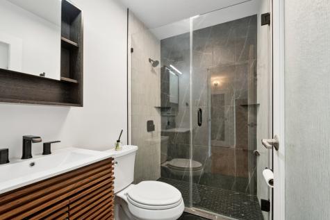 3900 North Lake Shore Drive Chicago IL 60613