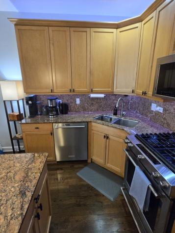 1915 South State Street Chicago IL 60616