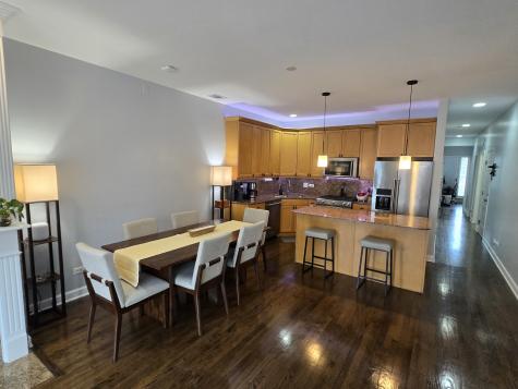 1915 South State Street Chicago IL 60616