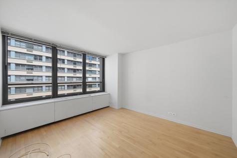 222 East Pearson Street Chicago IL 60611